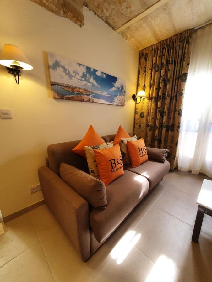 B&S Accommodation Apartment 601 Hal Ghaxiak Esterno foto